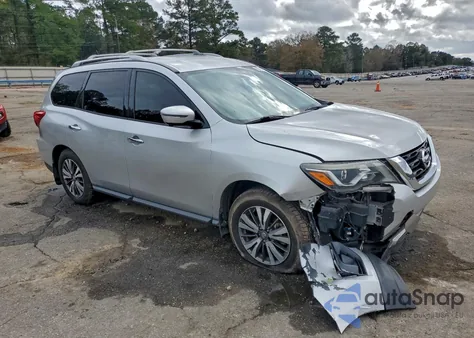 2017 Nissan Pathfinder S z USA, uszkodzony, nr VIN 5N1DR2MN6HC695762